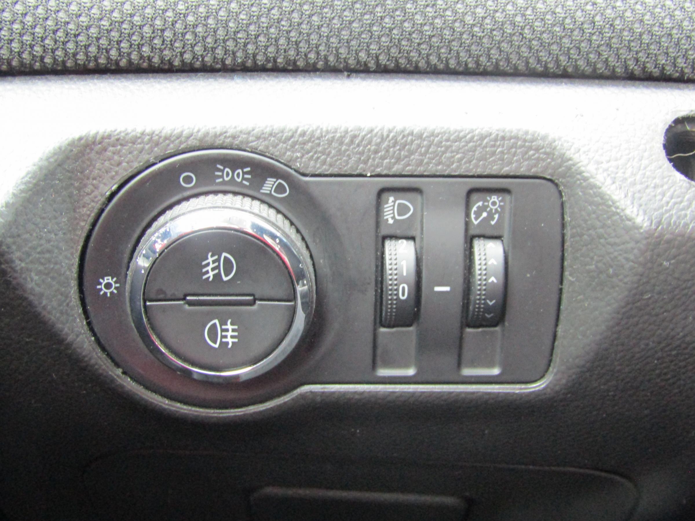 Chevrolet Cruze, 2011 - pohled č. 15