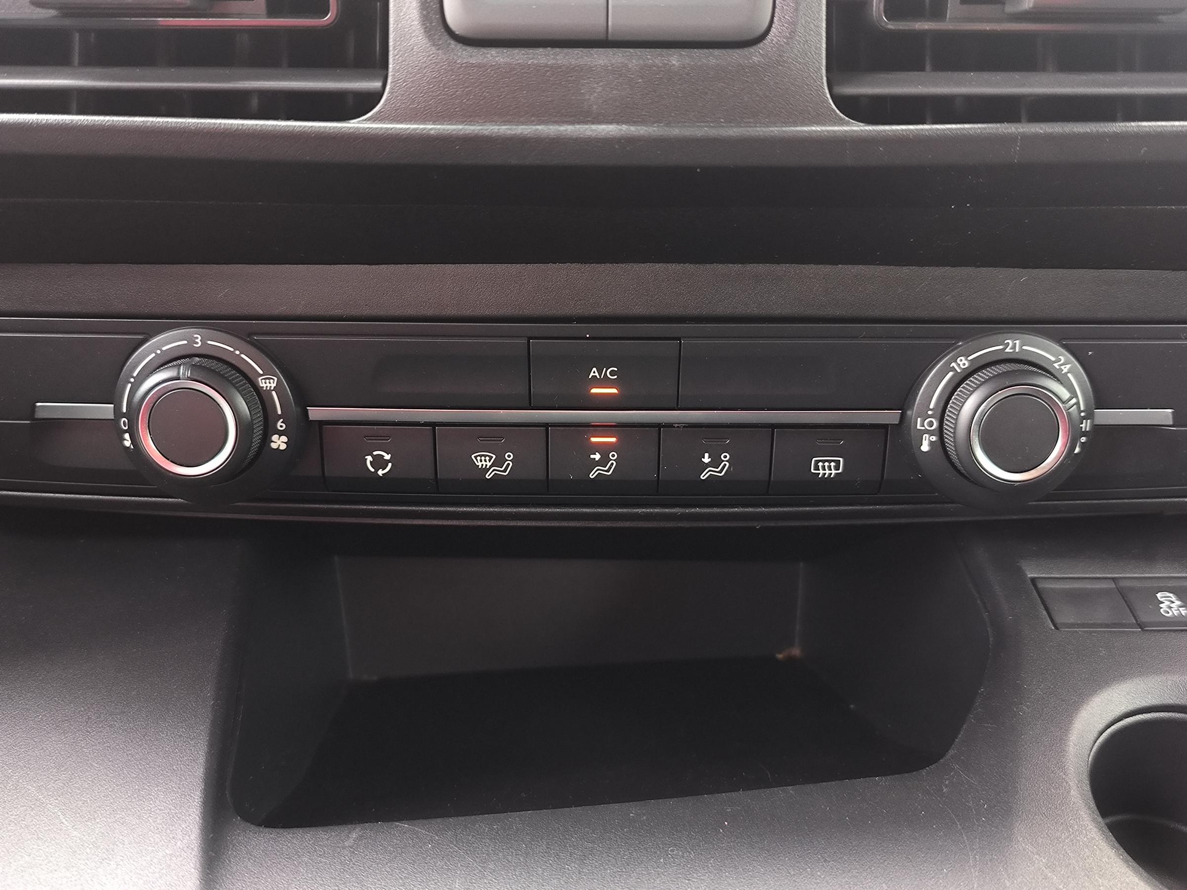 Citroën Berlingo, 2019 - pohled č. 14