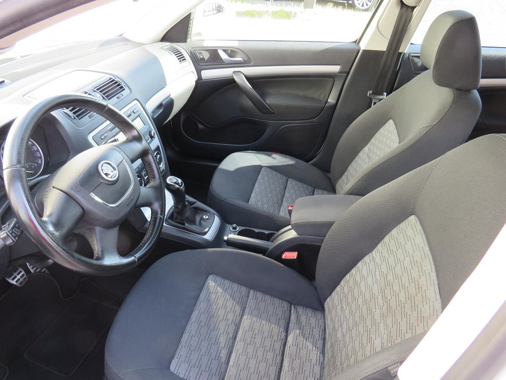 Škoda Octavia II 1.6TDi Ambition