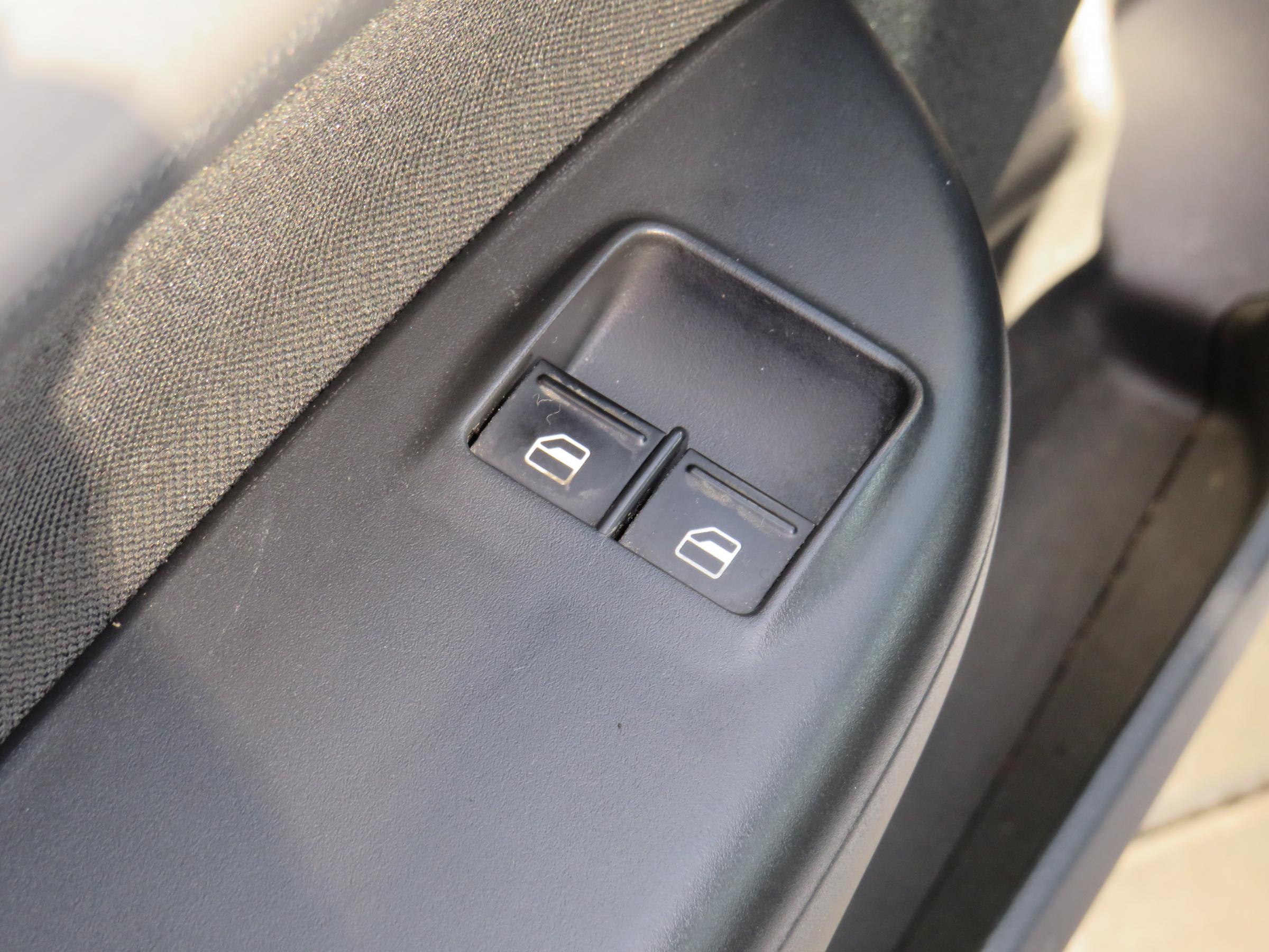 Škoda Octavia, 2012 - pohled č. 12