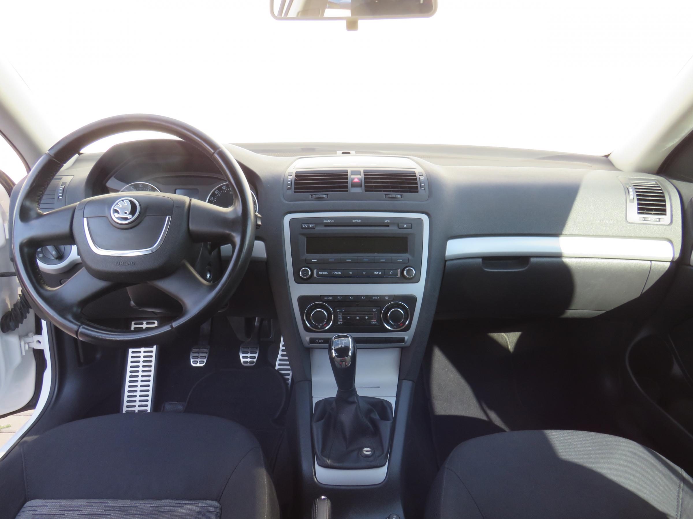 Škoda Octavia, 2012 - pohled č. 8