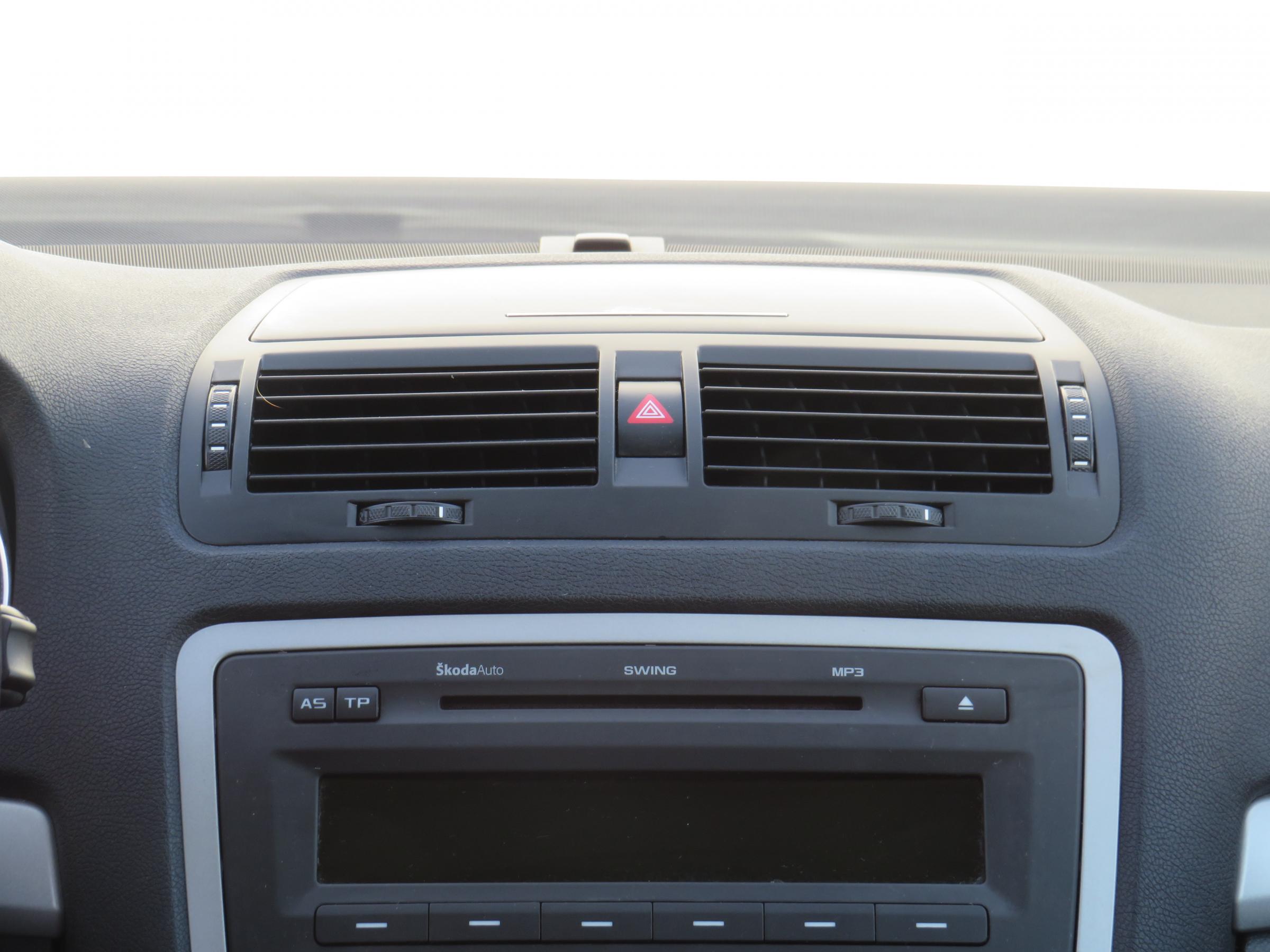 Škoda Octavia, 2012 - pohled č. 9