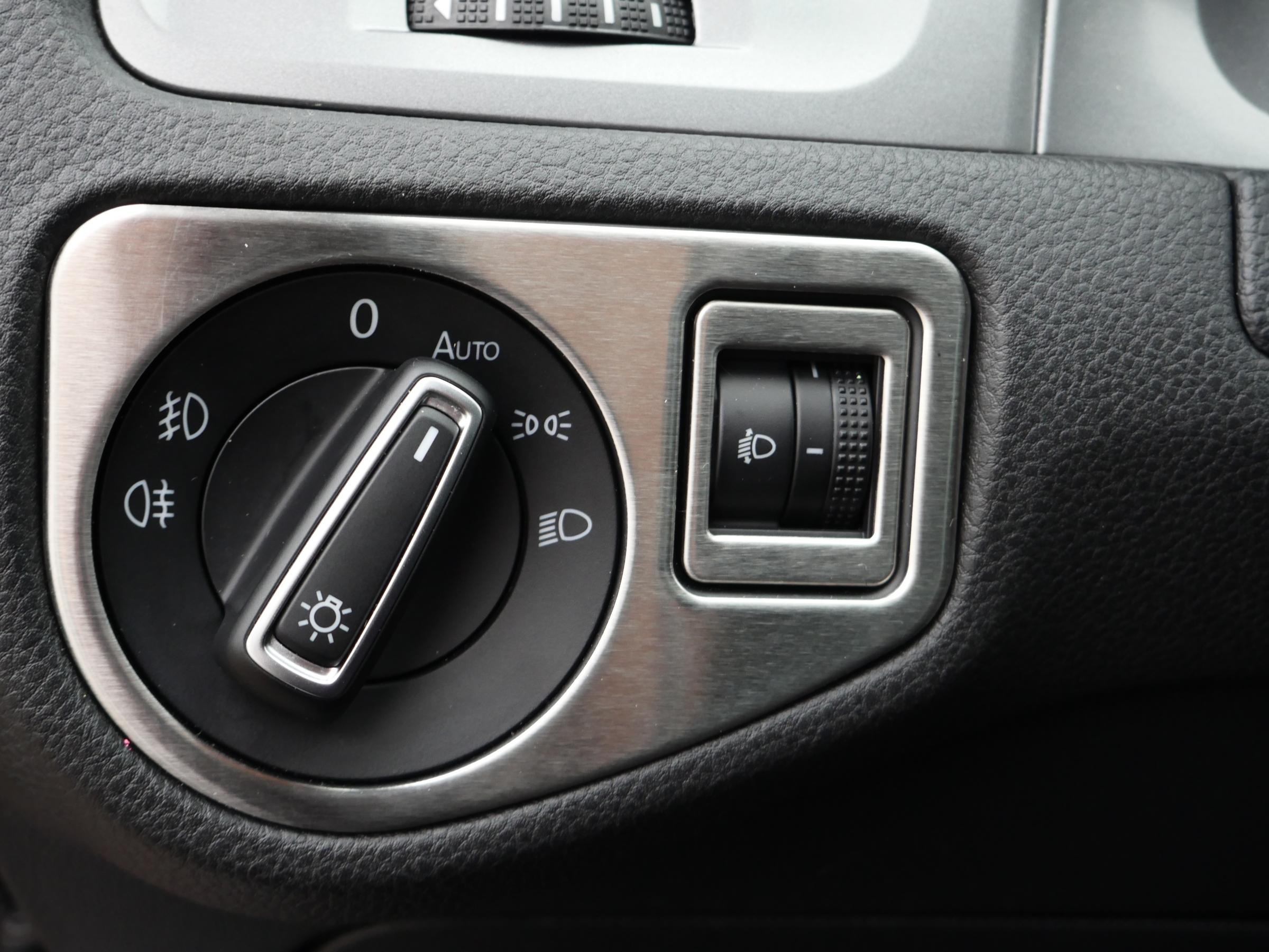 Volkswagen Golf, 2016 - pohled č. 15