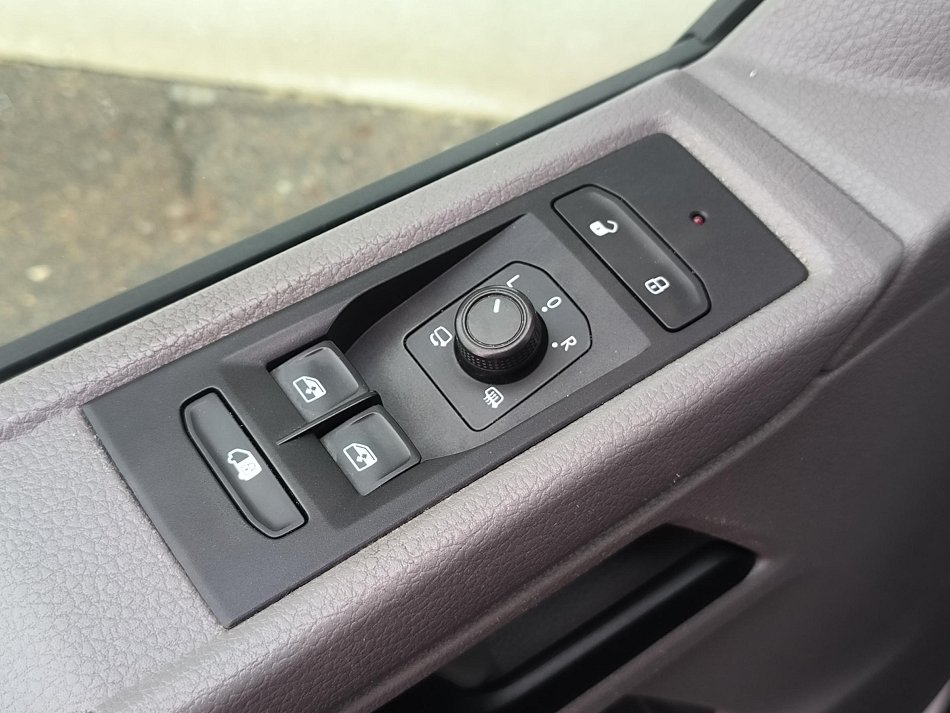 Volkswagen Transporter 2.0TDi  T6.1