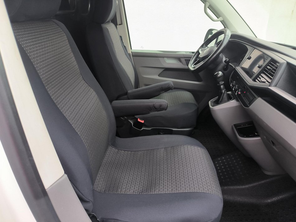Volkswagen Transporter 2.0TDi  T6.1