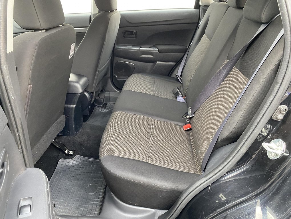 Mitsubishi ASX 1.6 i 