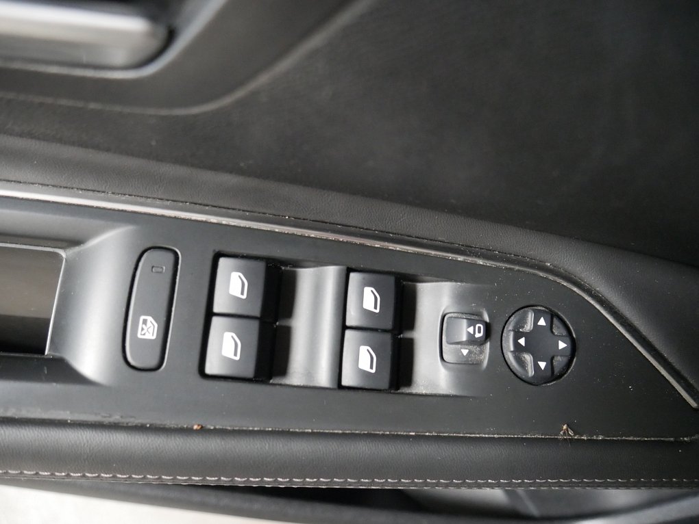 Peugeot 3008 1.5 HDi 