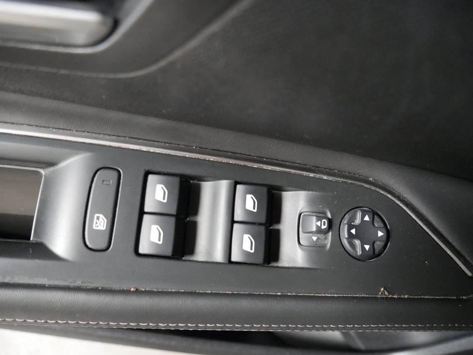 Peugeot 3008 1.5 HDi 