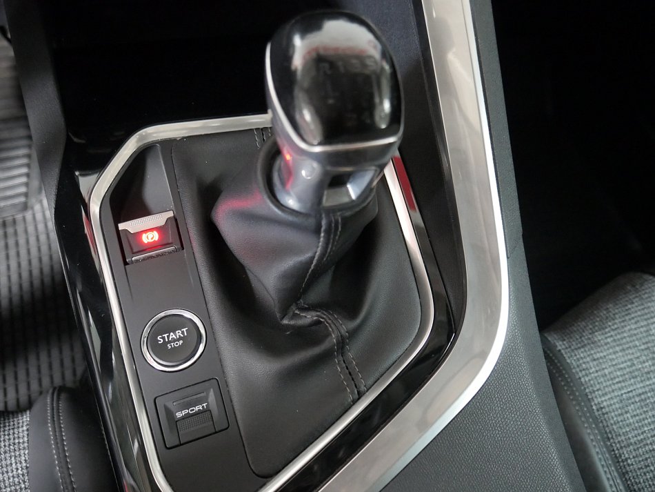 Peugeot 3008 1.5 HDi 