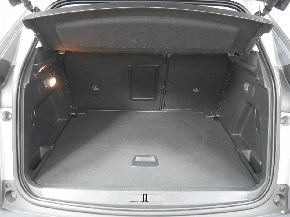 Peugeot 3008 1.5 HDi 