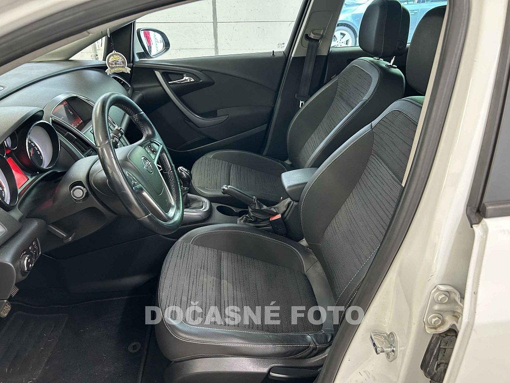 Opel Astra 1.6 CDTi 