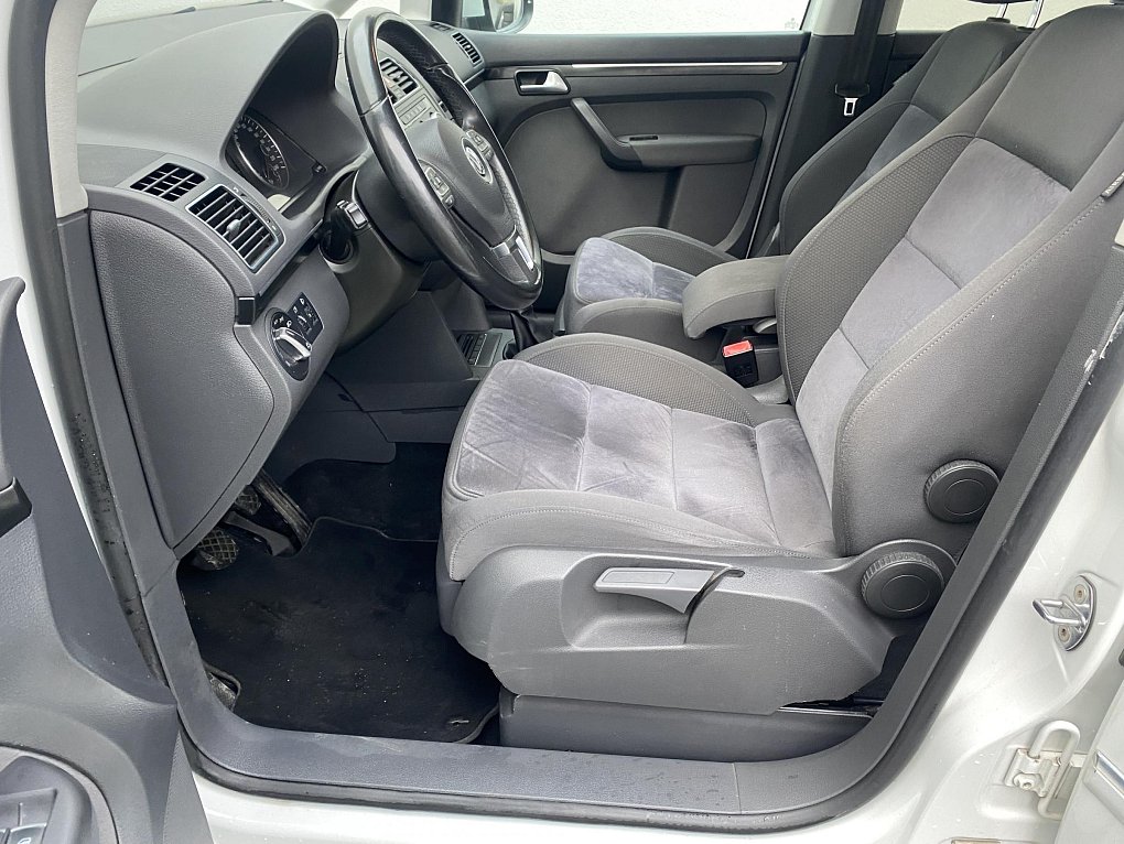 Volkswagen Touran 2.0 TDi Highline