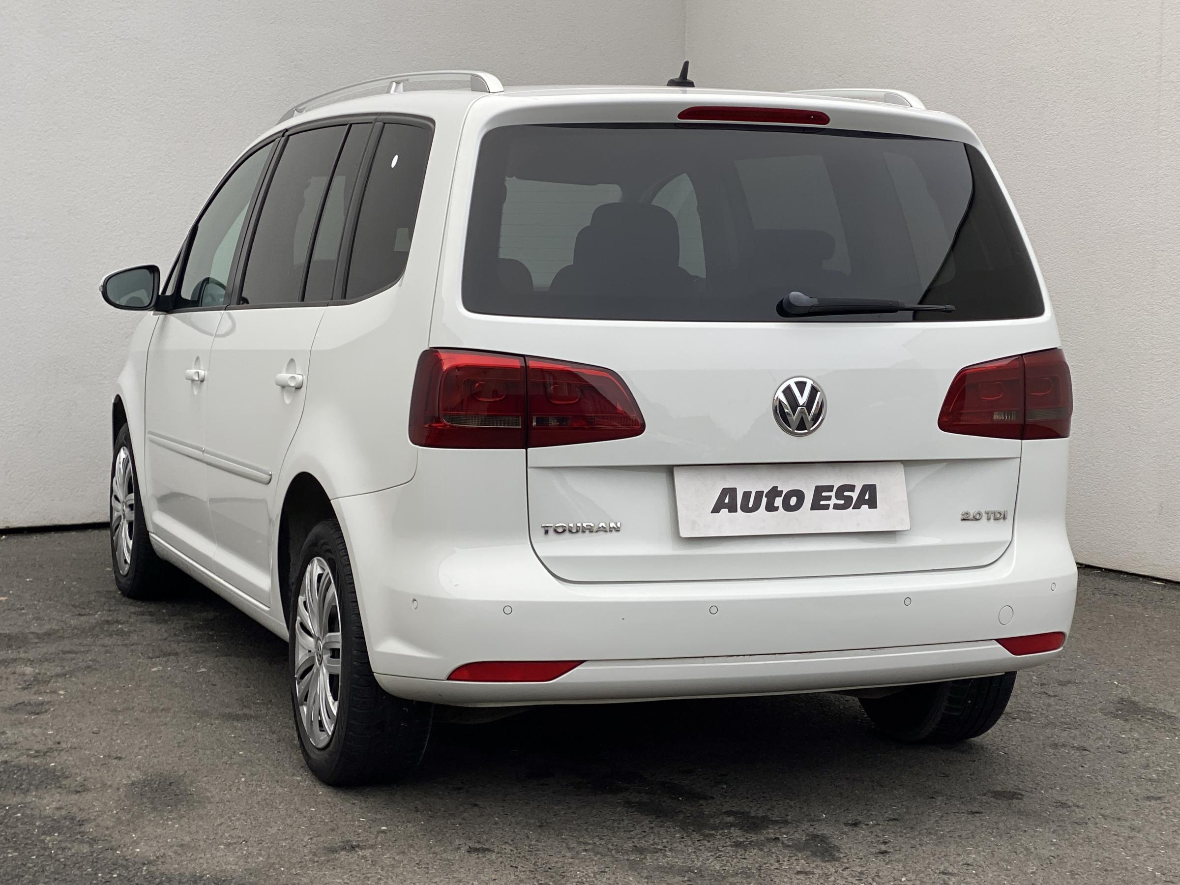 Volkswagen Touran, 2014 - pohled č. 6