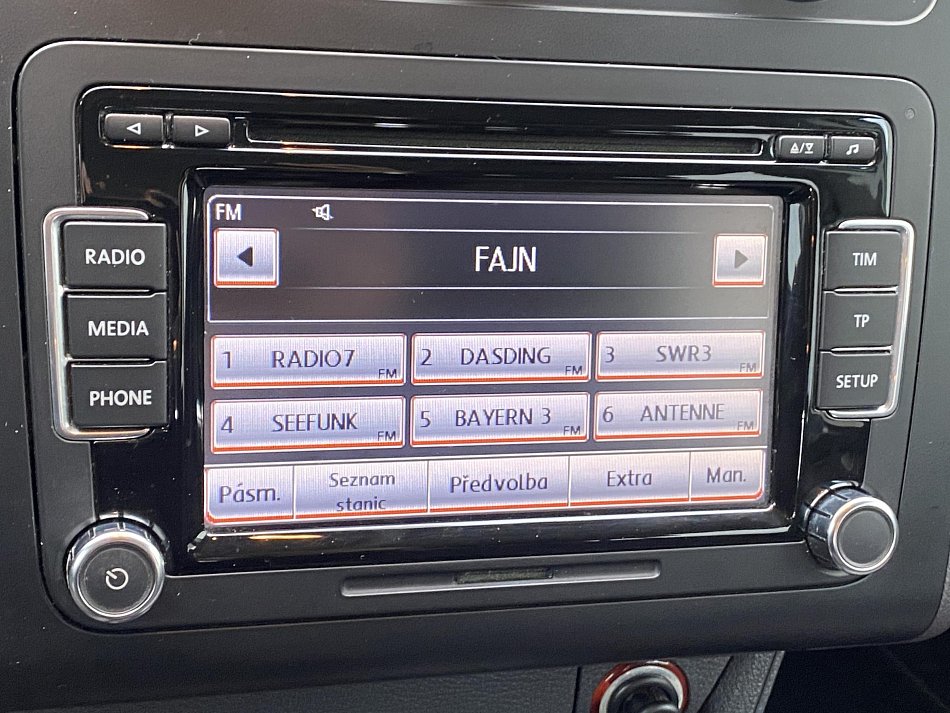 Volkswagen Touran 2.0 TDi Highline