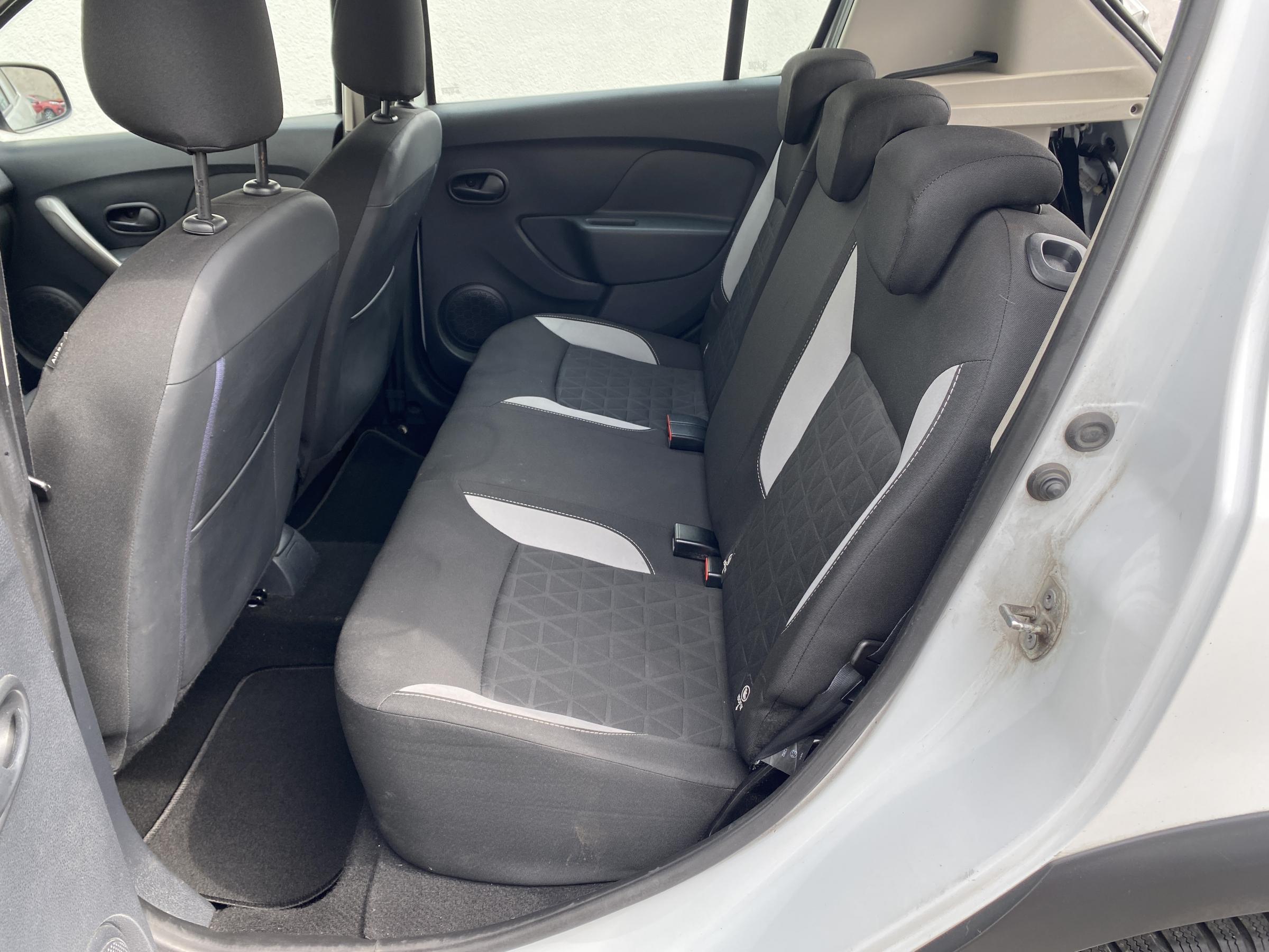 Dacia Sandero, 2015 - pohled č. 12