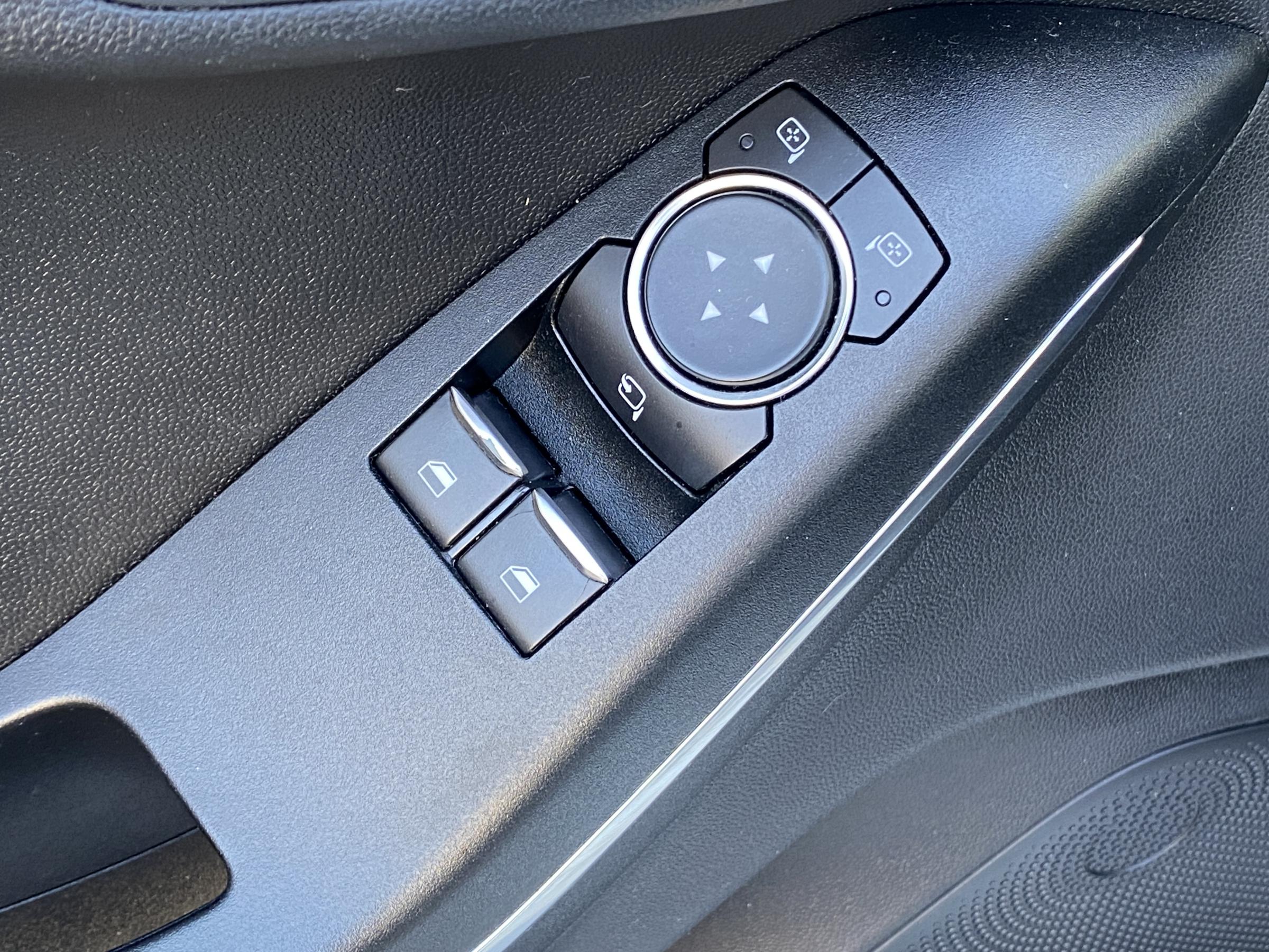 Ford Fiesta, 2018 - pohled č. 12