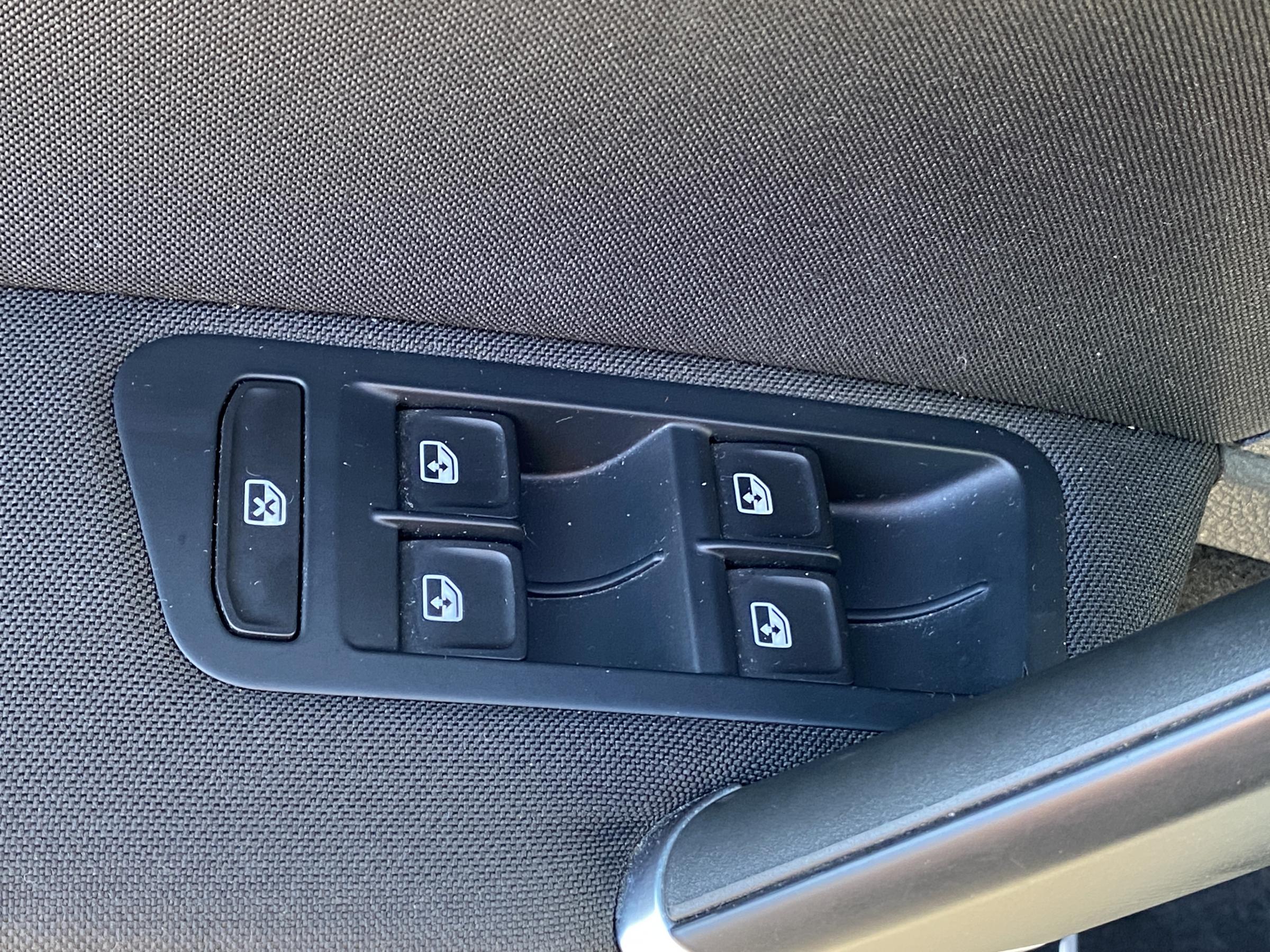 Volkswagen Golf, 2015 - pohled č. 12