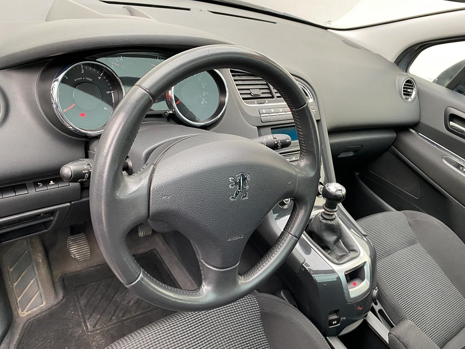 Peugeot 5008 1.6 HDi 