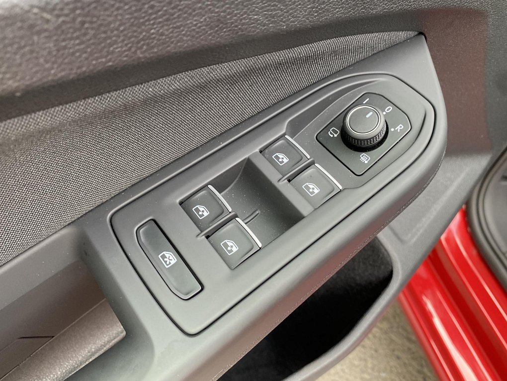 Volkswagen Golf 1.5 e-TSi Style