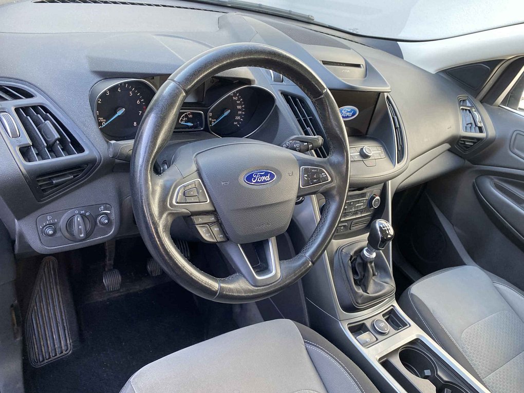 Ford Kuga 1.5EB Trend