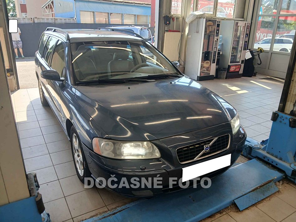 Volvo V70 2.4d 