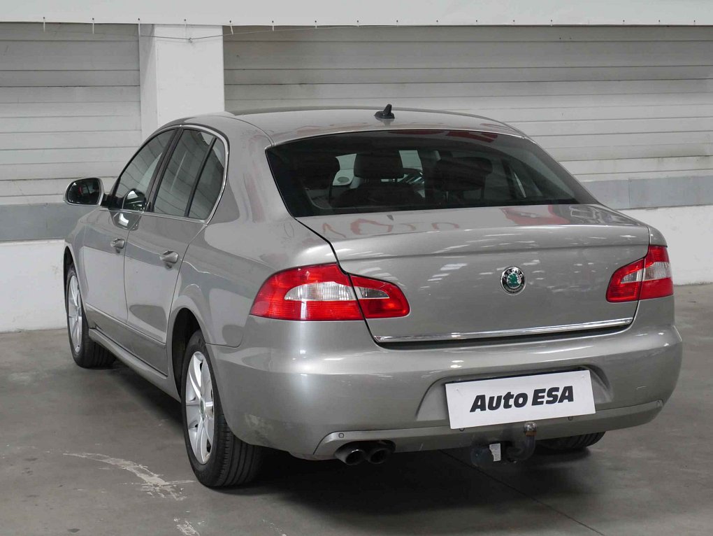 Škoda Superb II 2.0 TDi Elegance