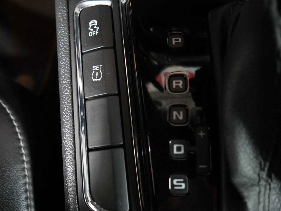Škoda Superb II 2.0 TDi Elegance