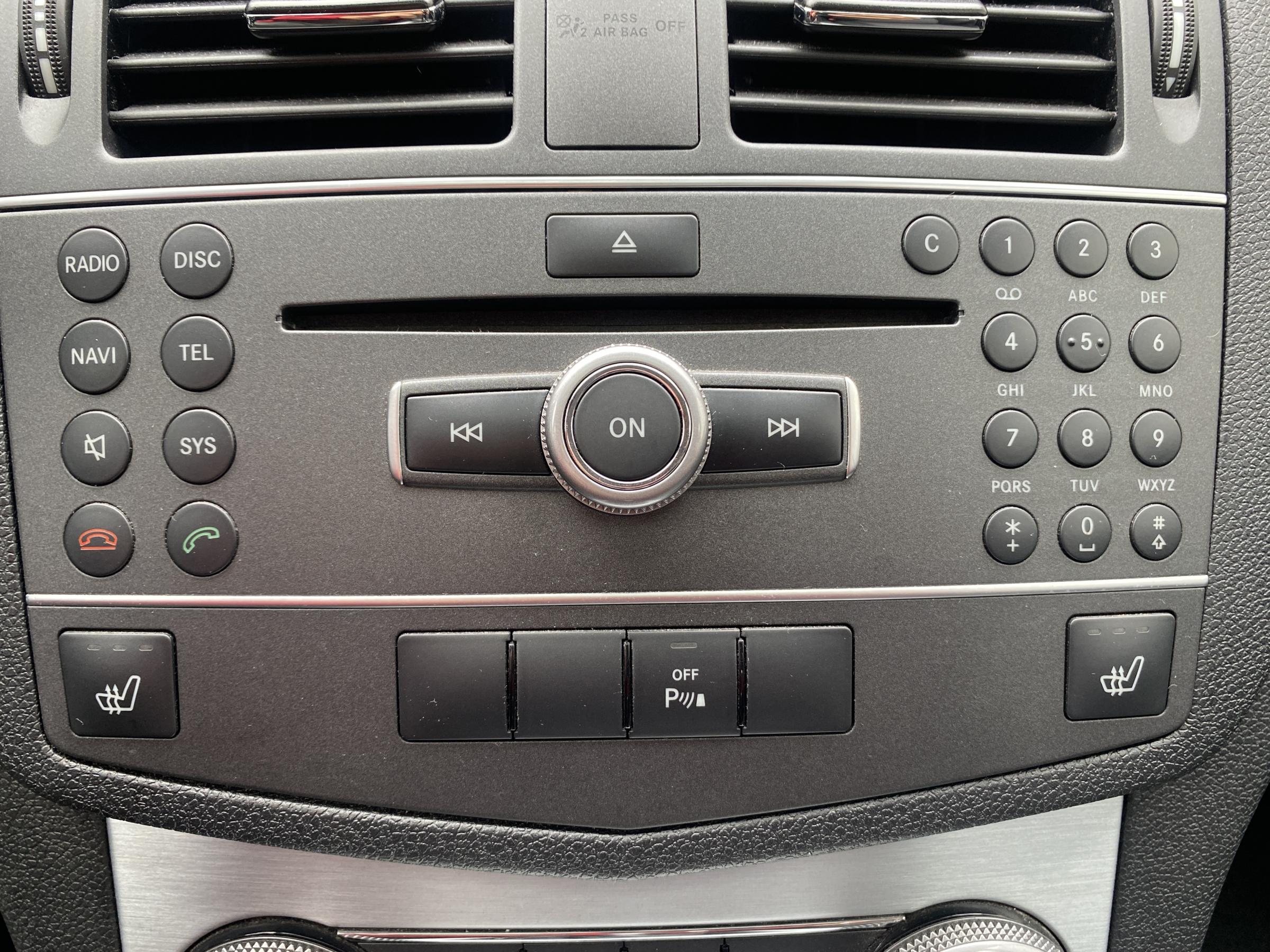 Mercedes-Benz Třída C, 2010 - pohled č. 11