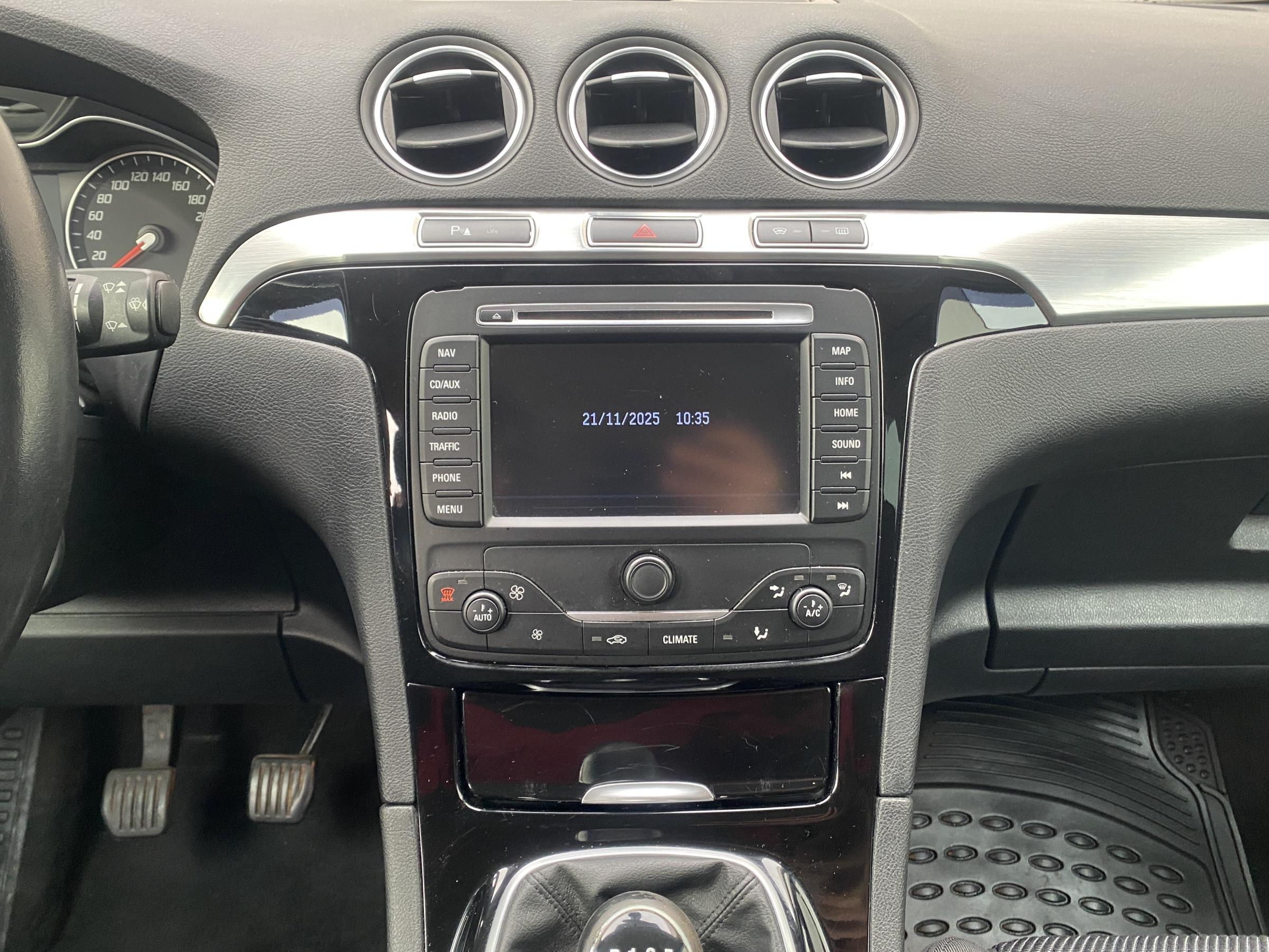 Ford S-MAX, 2015 - pohled č. 12