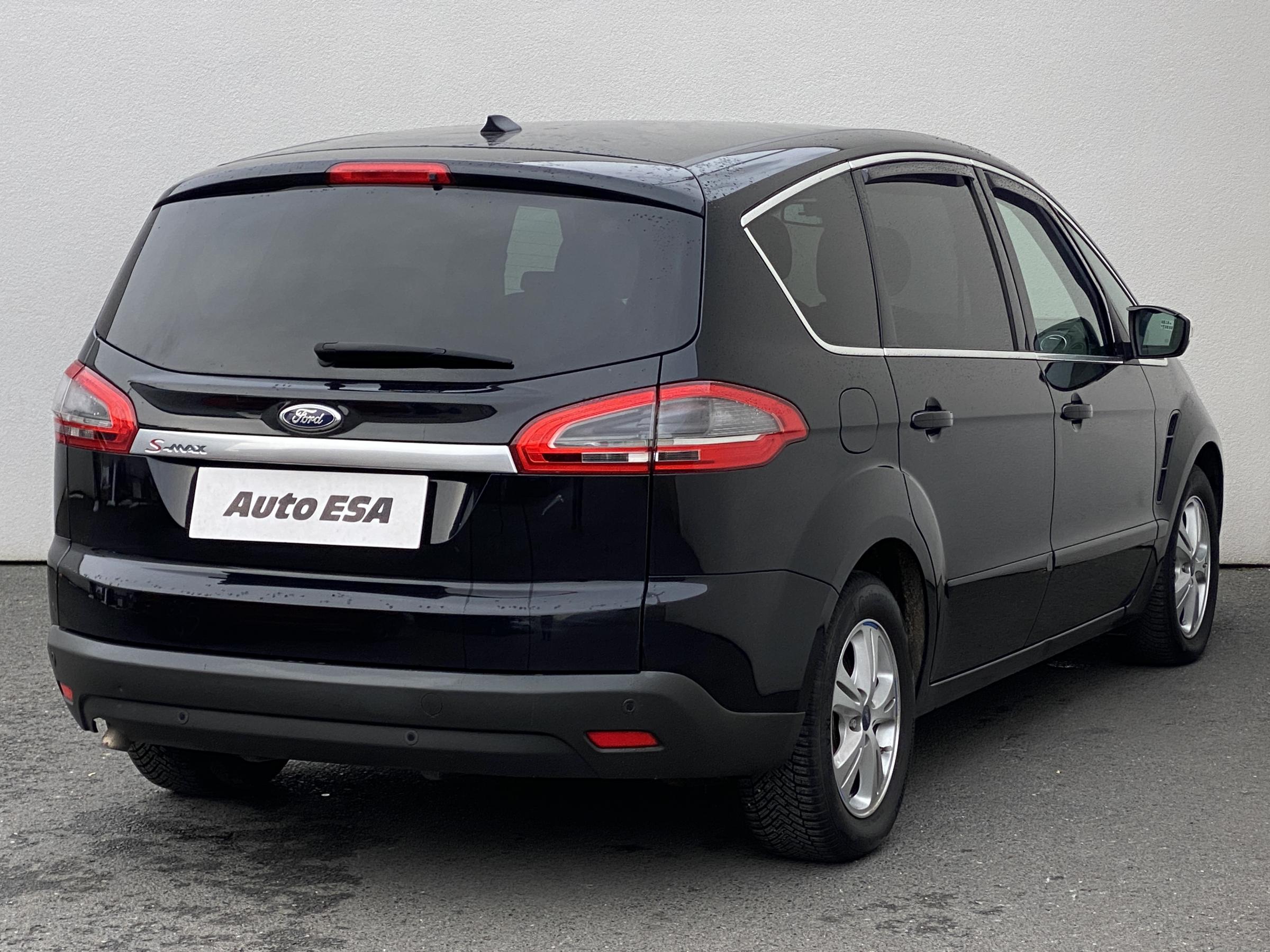 Ford S-MAX, 2015 - pohled č. 4