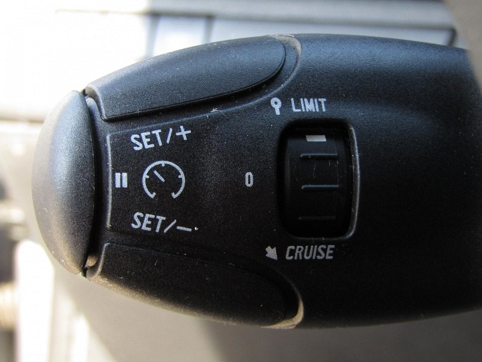 Peugeot 2008 1.2 PT GT Line