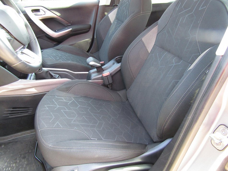 Peugeot 2008 1.2 PT GT Line