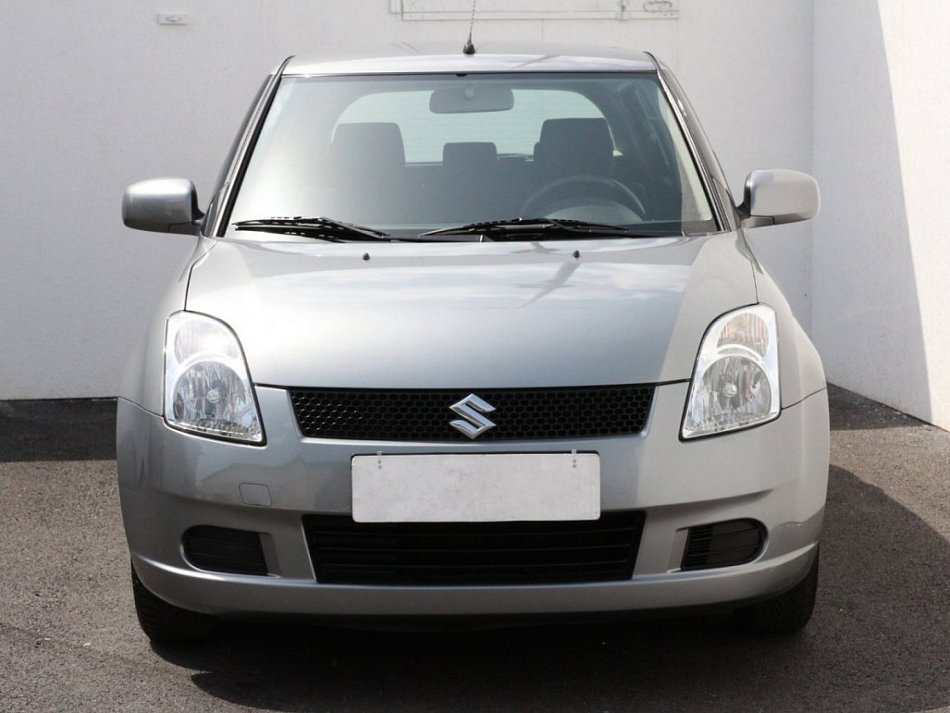 Suzuki Swift 1.3i 