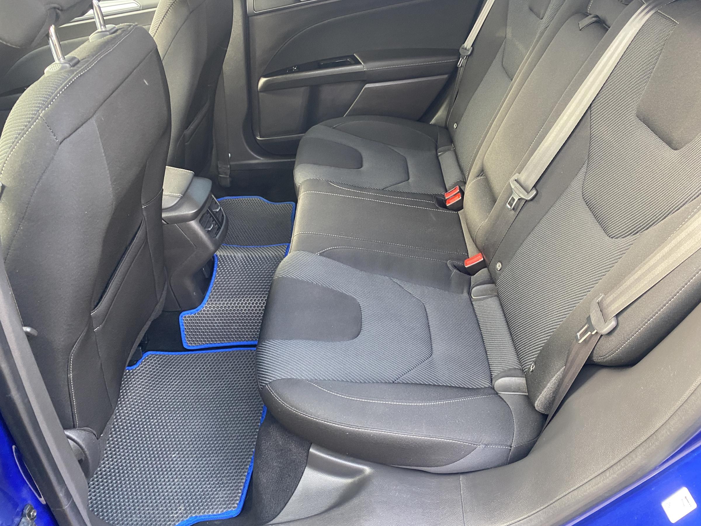 Ford Mondeo, 2017 - pohled č. 10