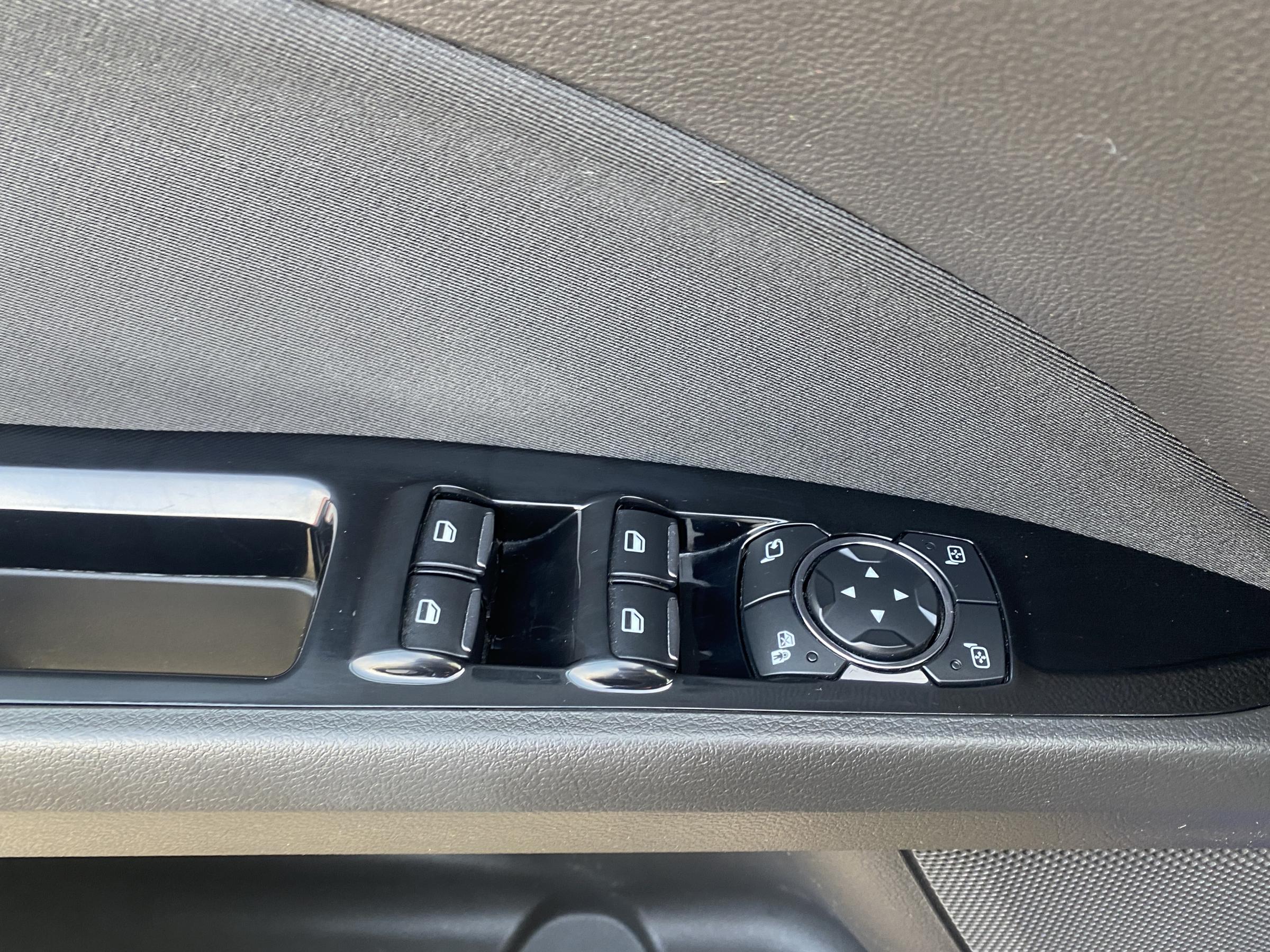 Ford Mondeo, 2017 - pohled č. 20