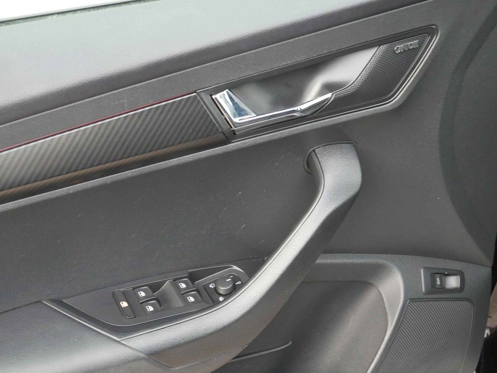 Škoda Karoq 1.5 TSI SportLine