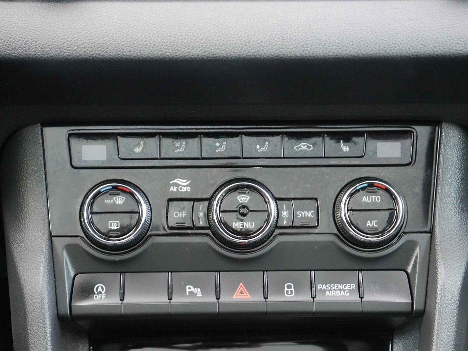 Škoda Karoq 1.5 TSI SportLine