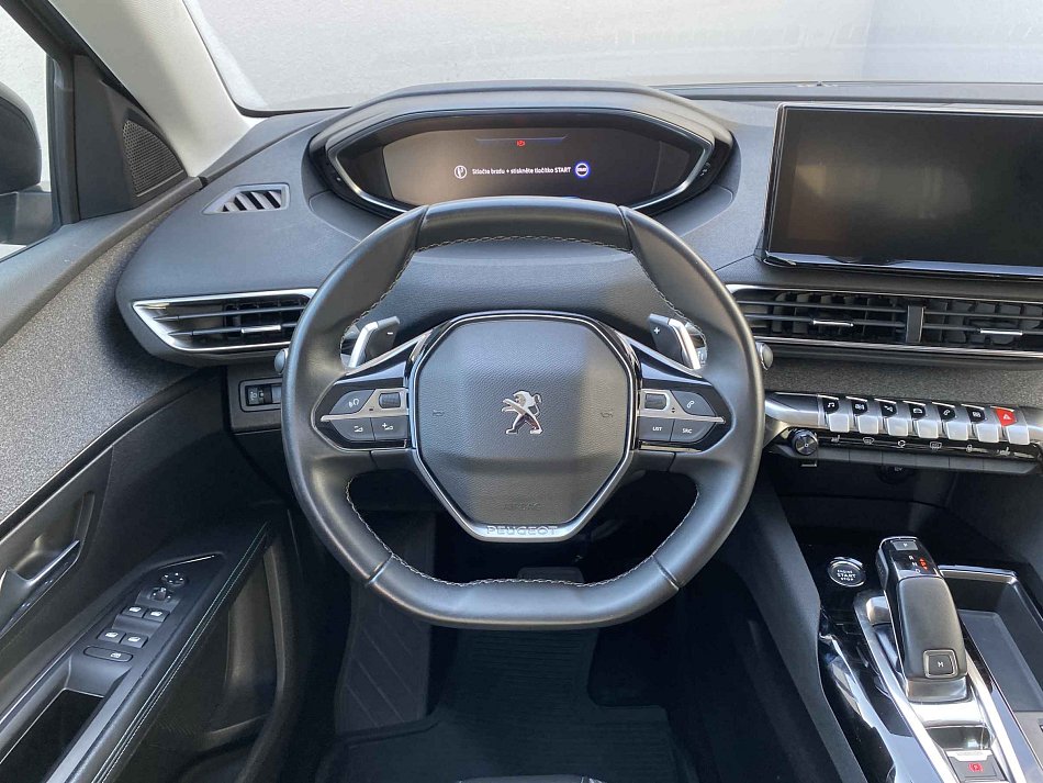 Peugeot 5008 1.2 PT Allure