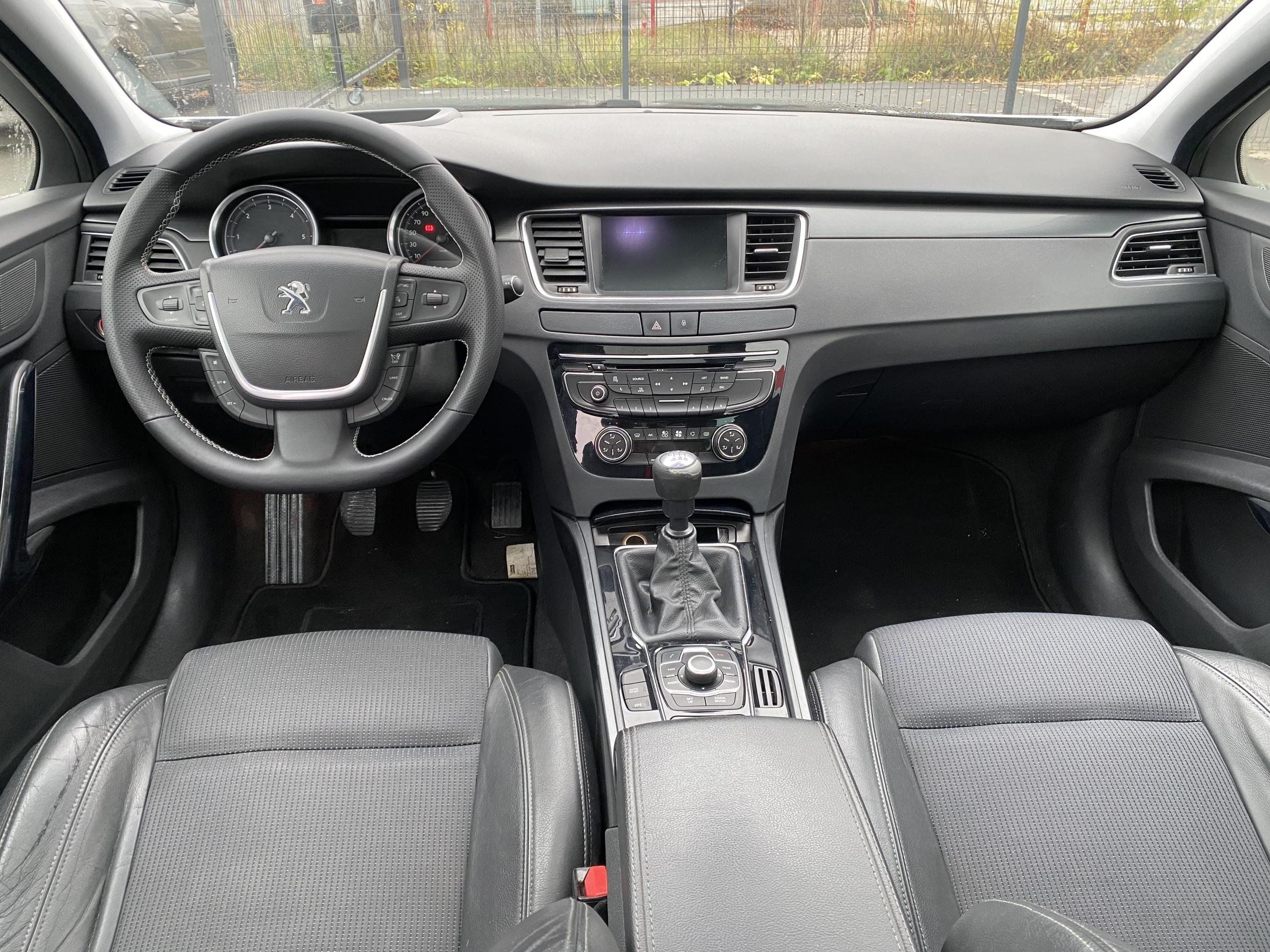 Peugeot 508, 2012 - pohled č. 8