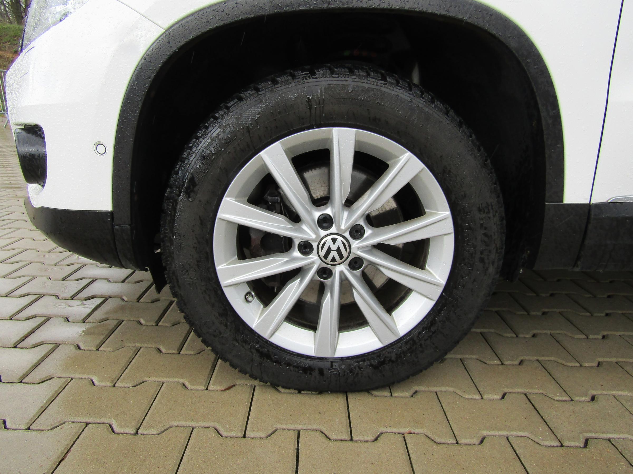 Volkswagen Tiguan, 2011 - pohled č. 22