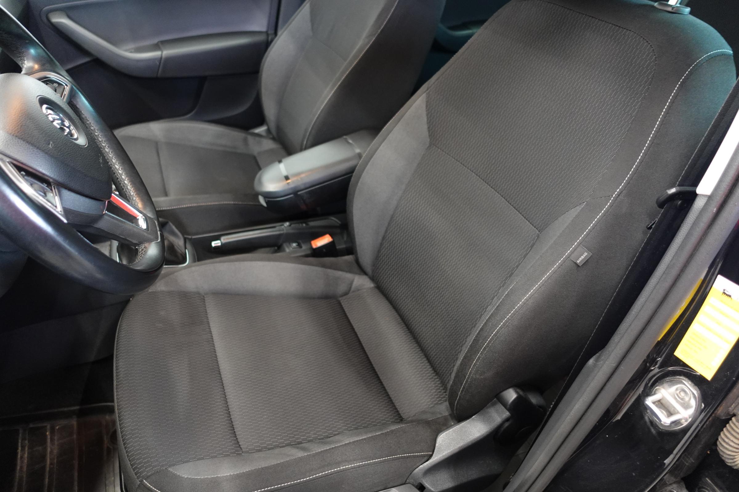 Škoda Rapid, 2014 - pohled č. 10