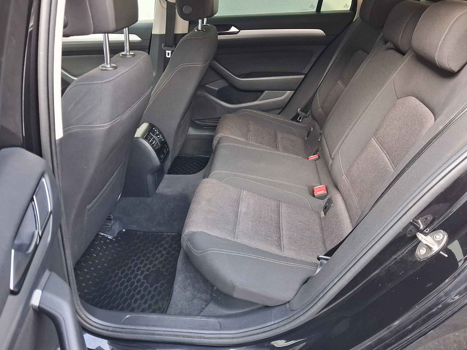 Volkswagen Passat 2.0TDi 