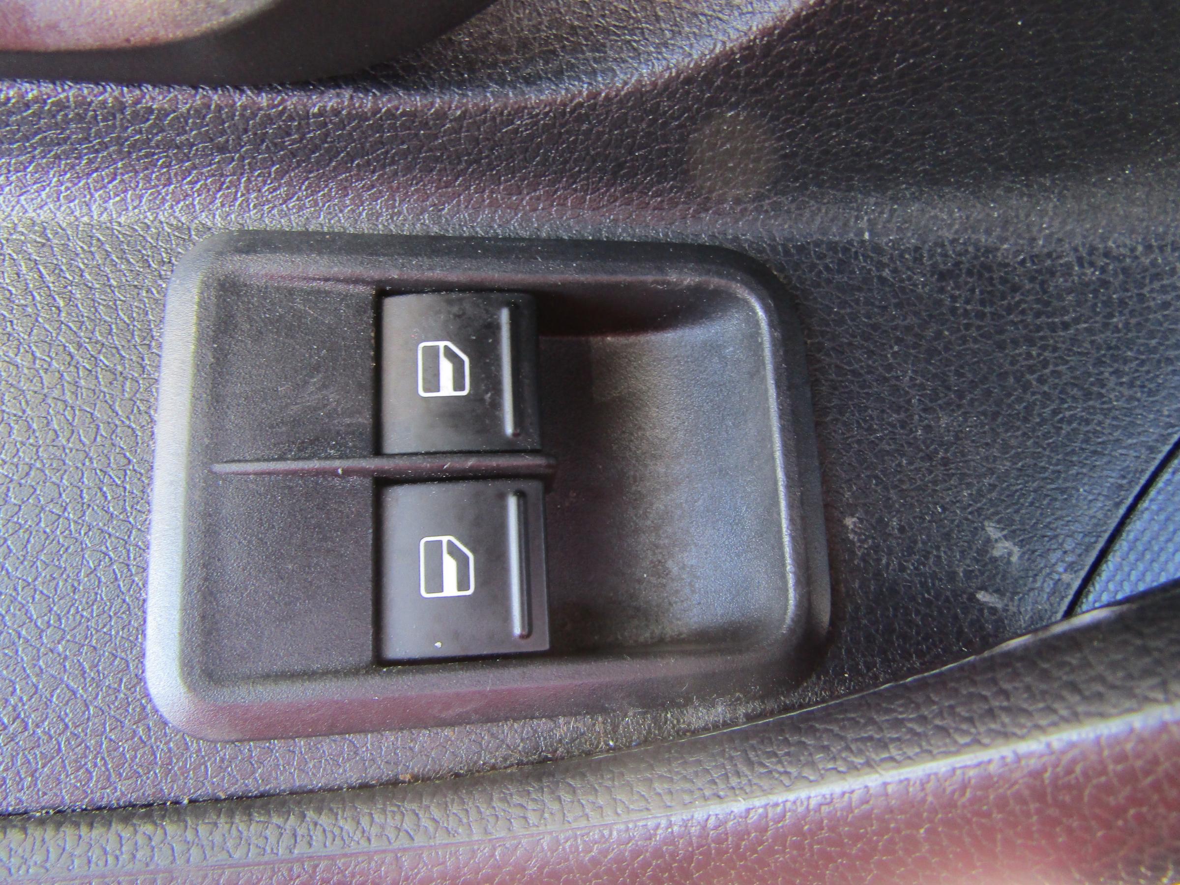 Škoda Fabia II, 2012 - pohled č. 15