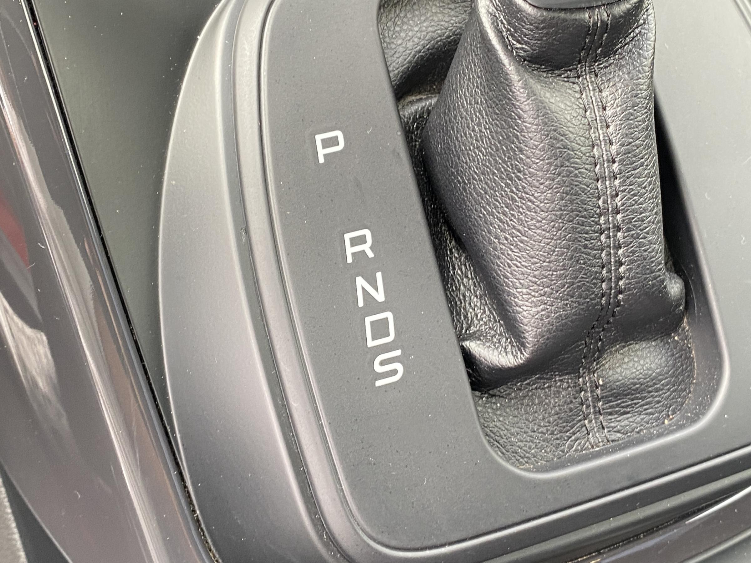 Ford Kuga, 2014 - pohled č. 15