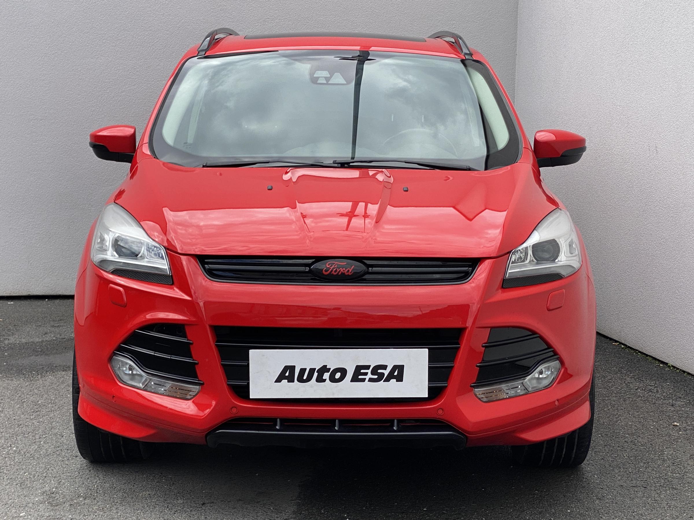 Ford Kuga, 2014 - pohled č. 2