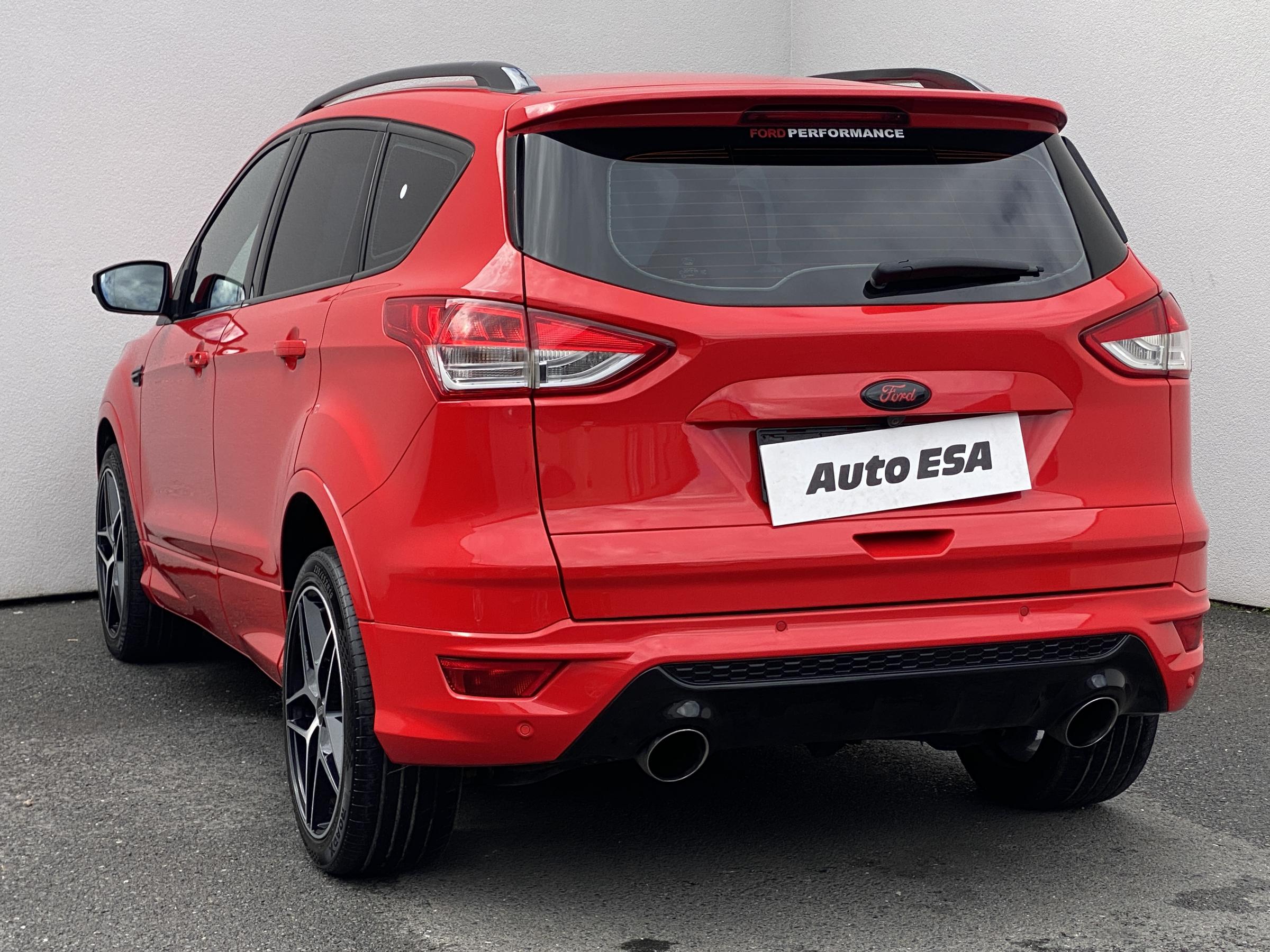 Ford Kuga, 2014 - pohled č. 5