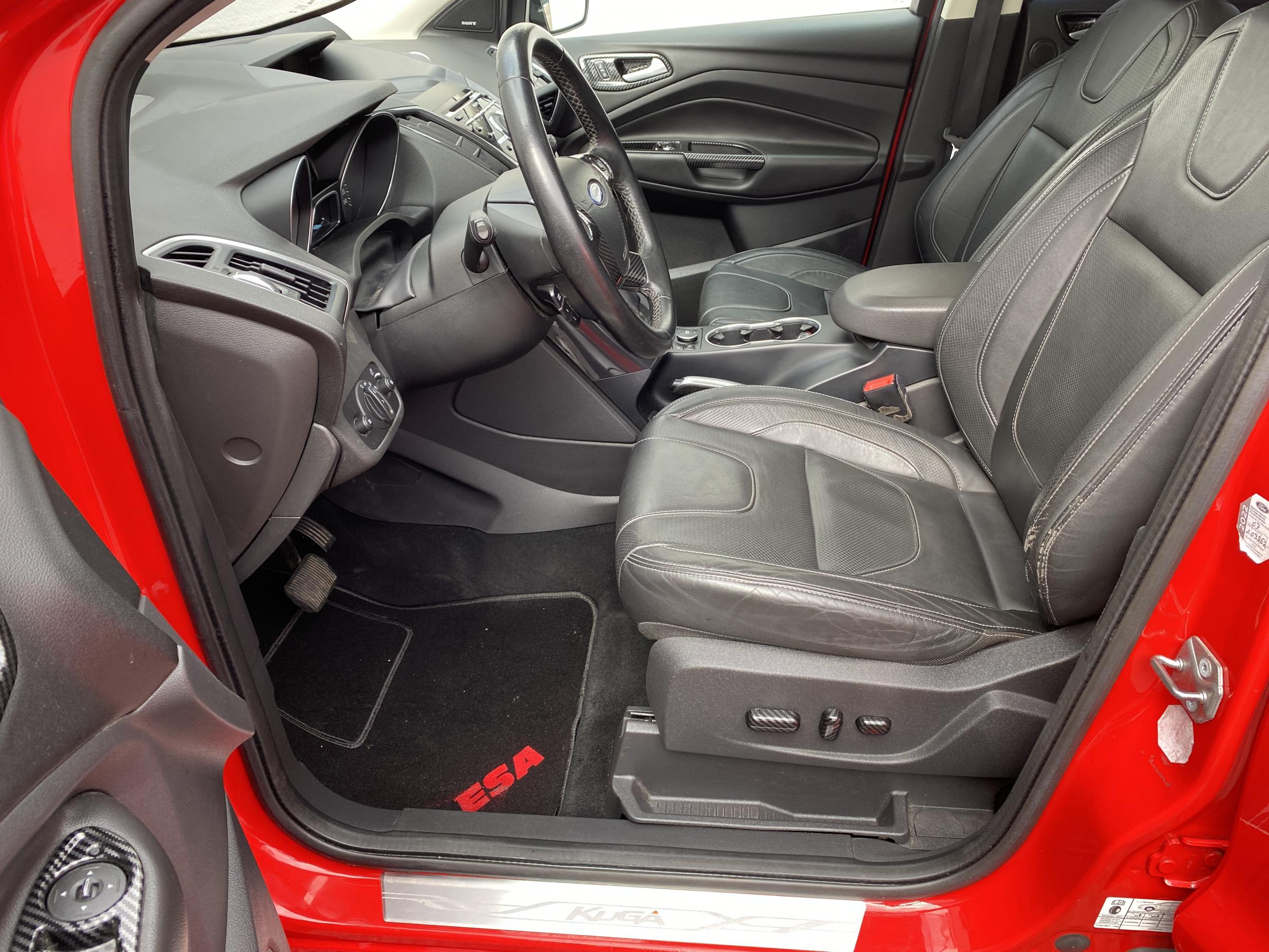 Ford Kuga, 2014 - pohled č. 9