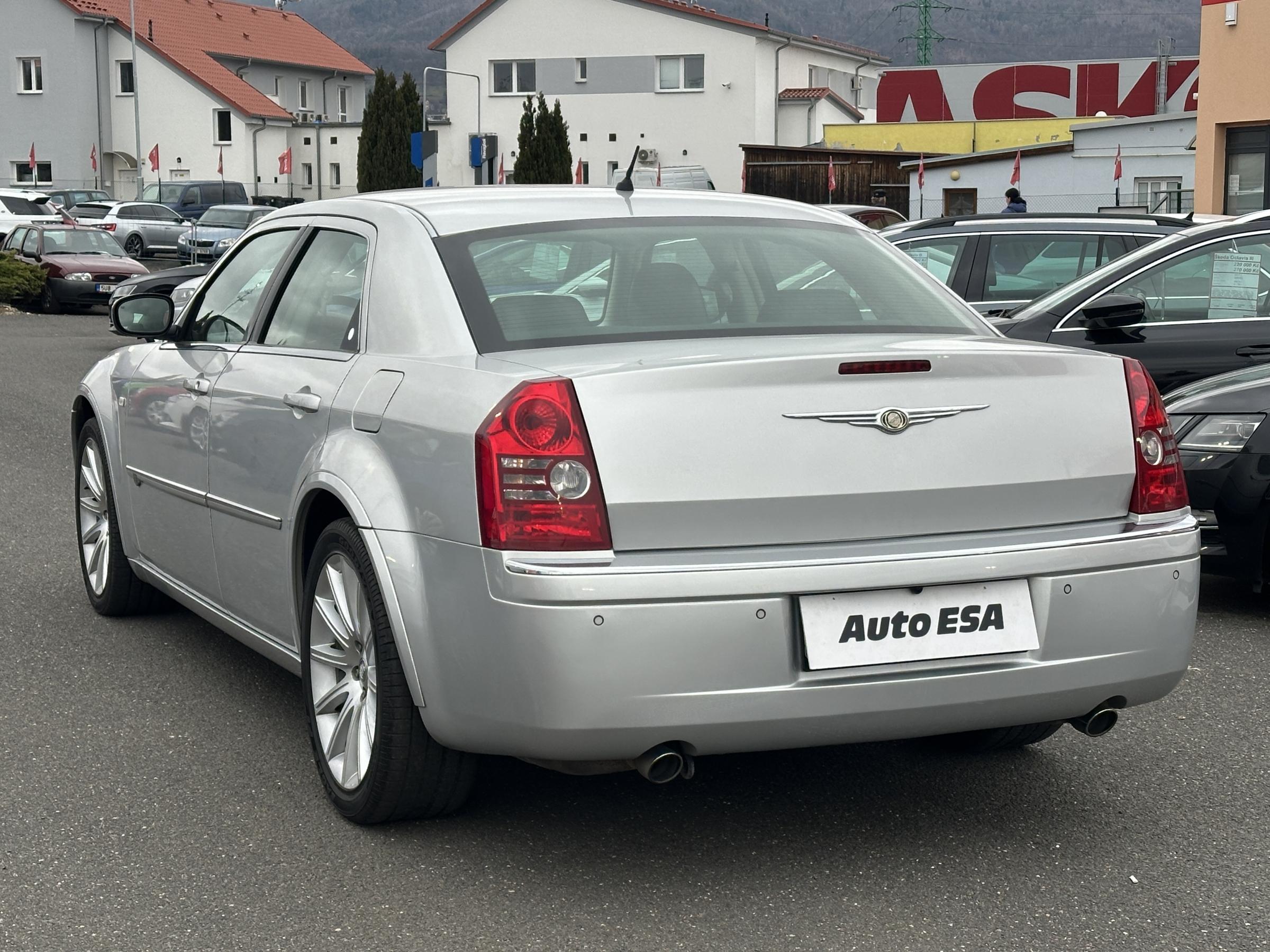 Chrysler 300C, 2009 - pohled č. 4