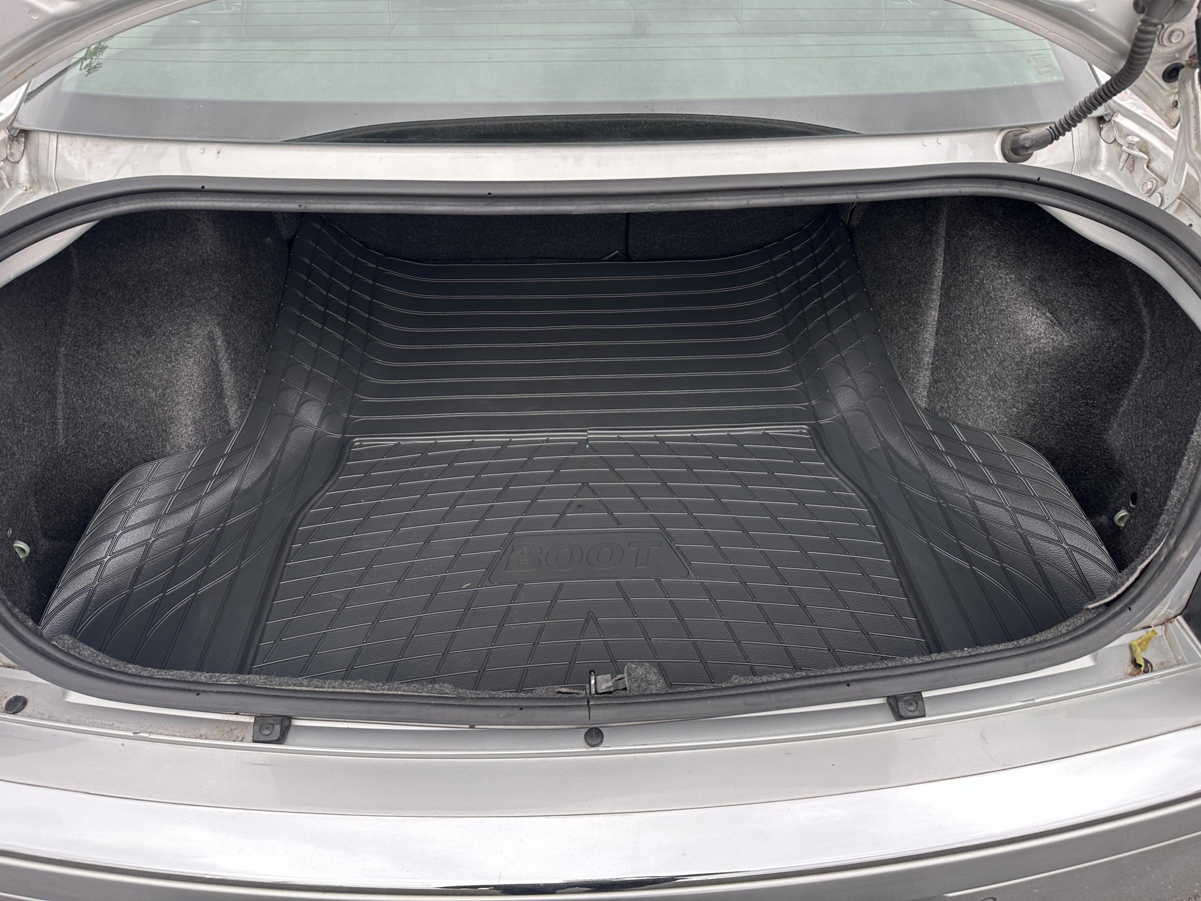 Chrysler 300C, 2009 - pohled č. 7