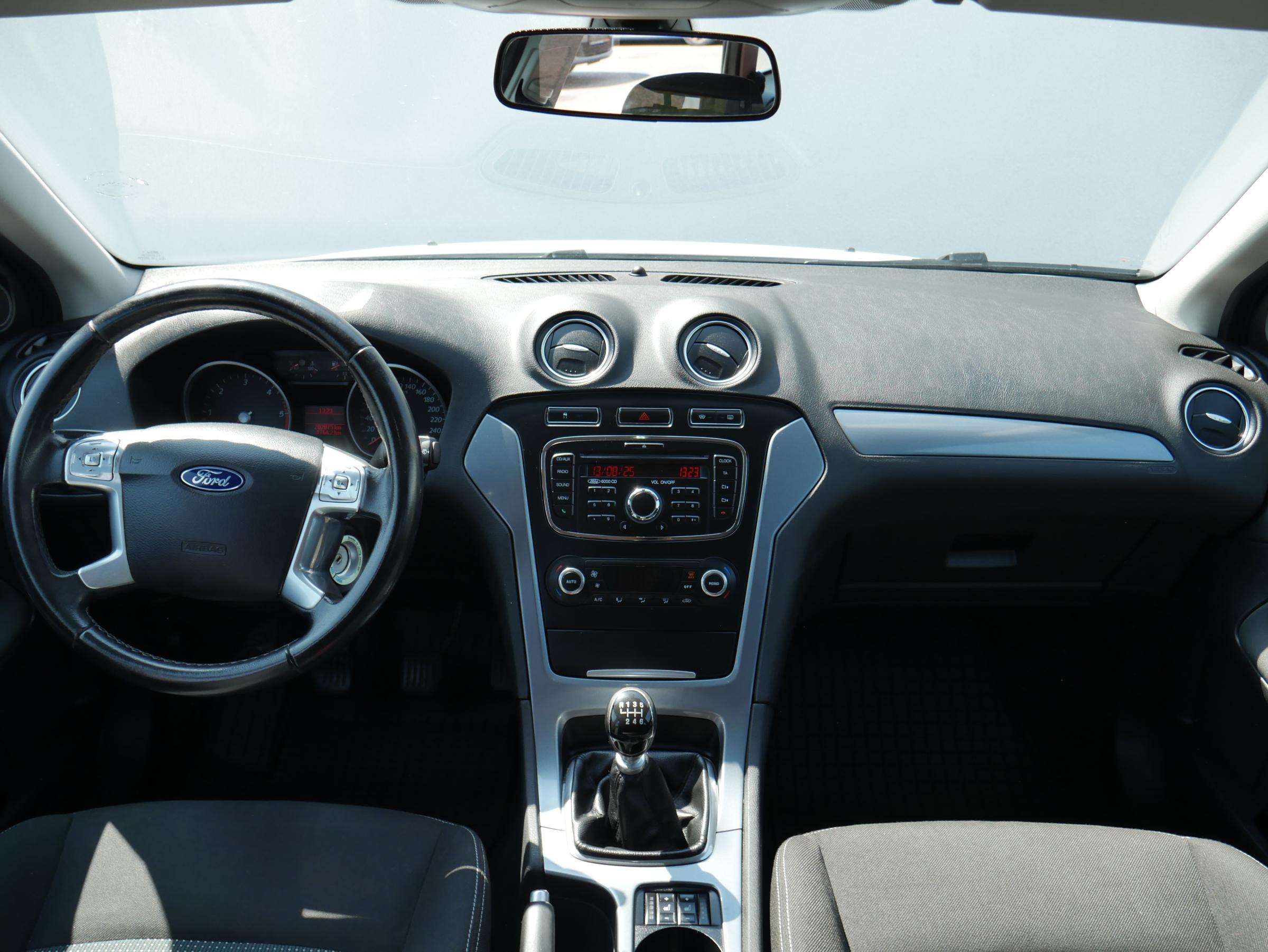 Ford Mondeo, 2010 - pohled č. 10